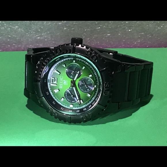 GOT GREEN?  This RELIC sure does - Picture 1 of 8